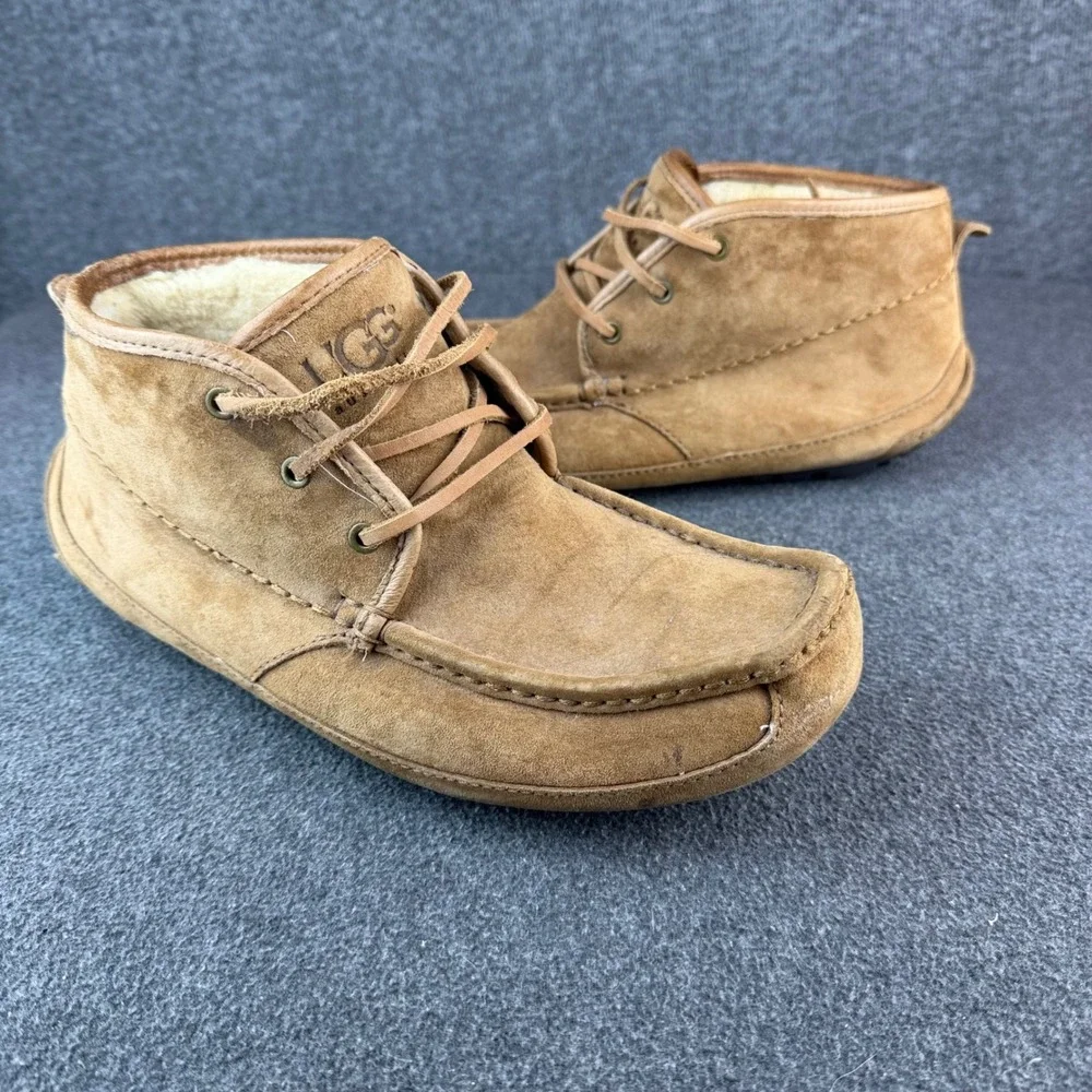 UGG Australia Mens Size 8 Chestnut Suede Shearling Chukka‎ Boots Moccasins Tan